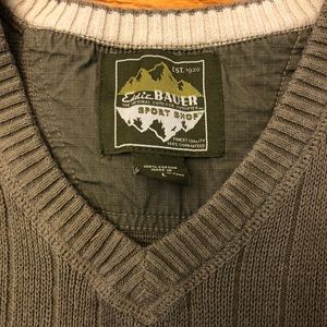 EDDIE BAUER Men’s sports sweater vest
